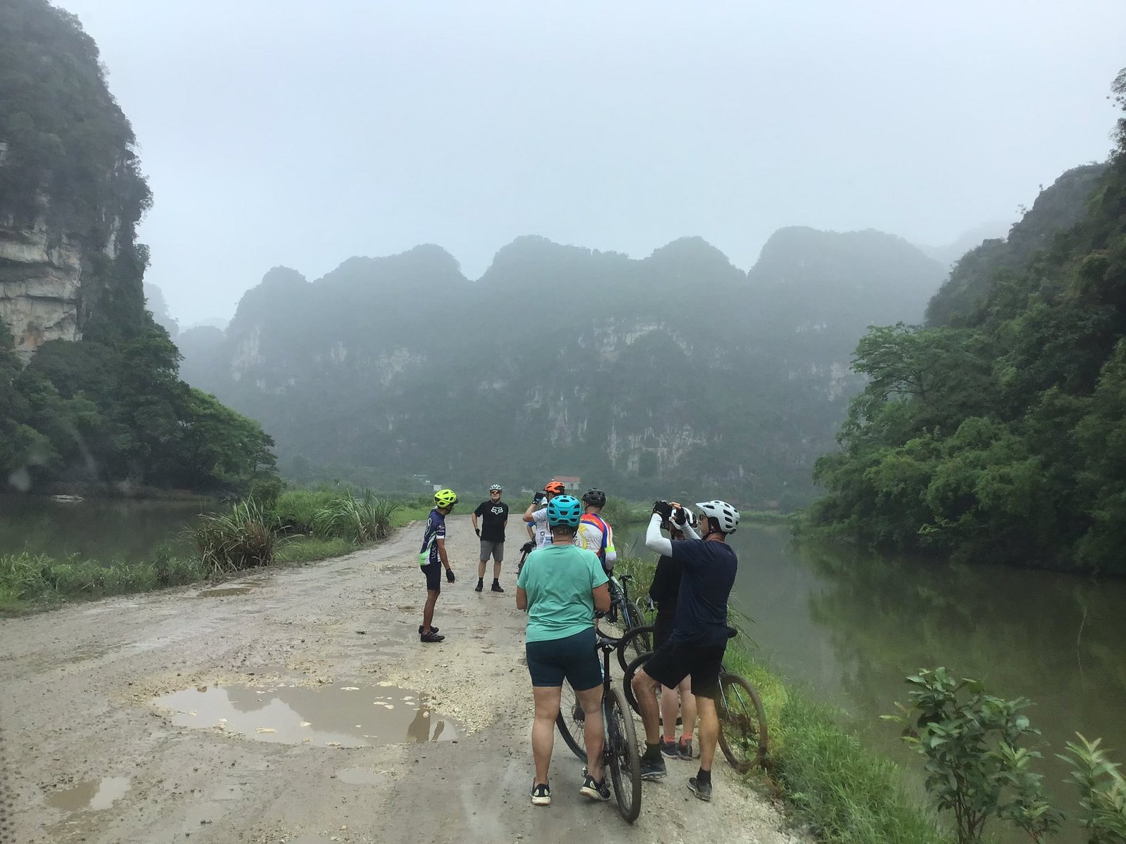 Vietnam Cycling Tour of the Red River Delta 4 Days